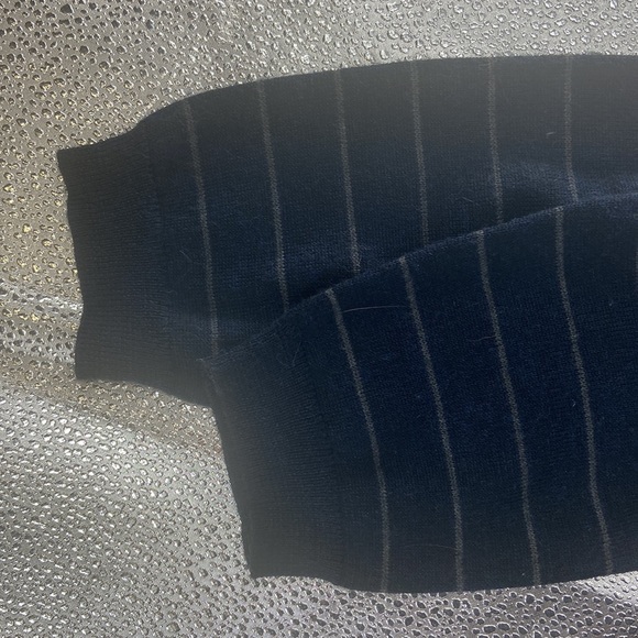 Calvin Klein Marino wool blend knit navy blue striped long sleeved sweater - Picture 12 of 15